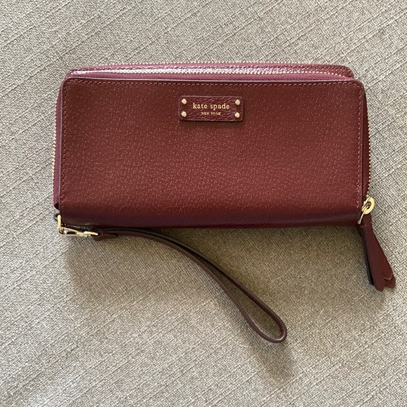 Kate Spade large continental travel wallet - Picture 1 of 2